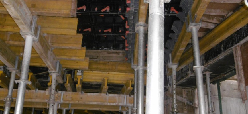 ေရႊေတာင္ အဆင့္ျမင့္ပေရာဂ်က္